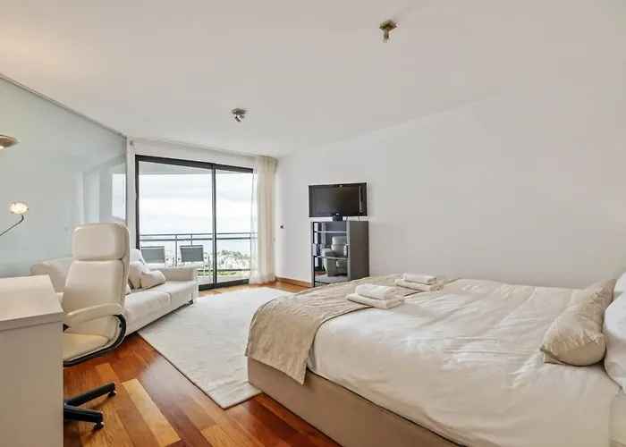 Beausoleil By Homie Villa